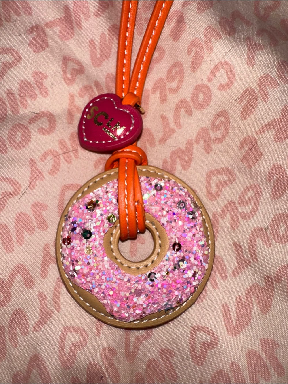 Dunkin x Stoney Clover Co. Pink Glitter Donut Bag Charm - Picture 2 of 4